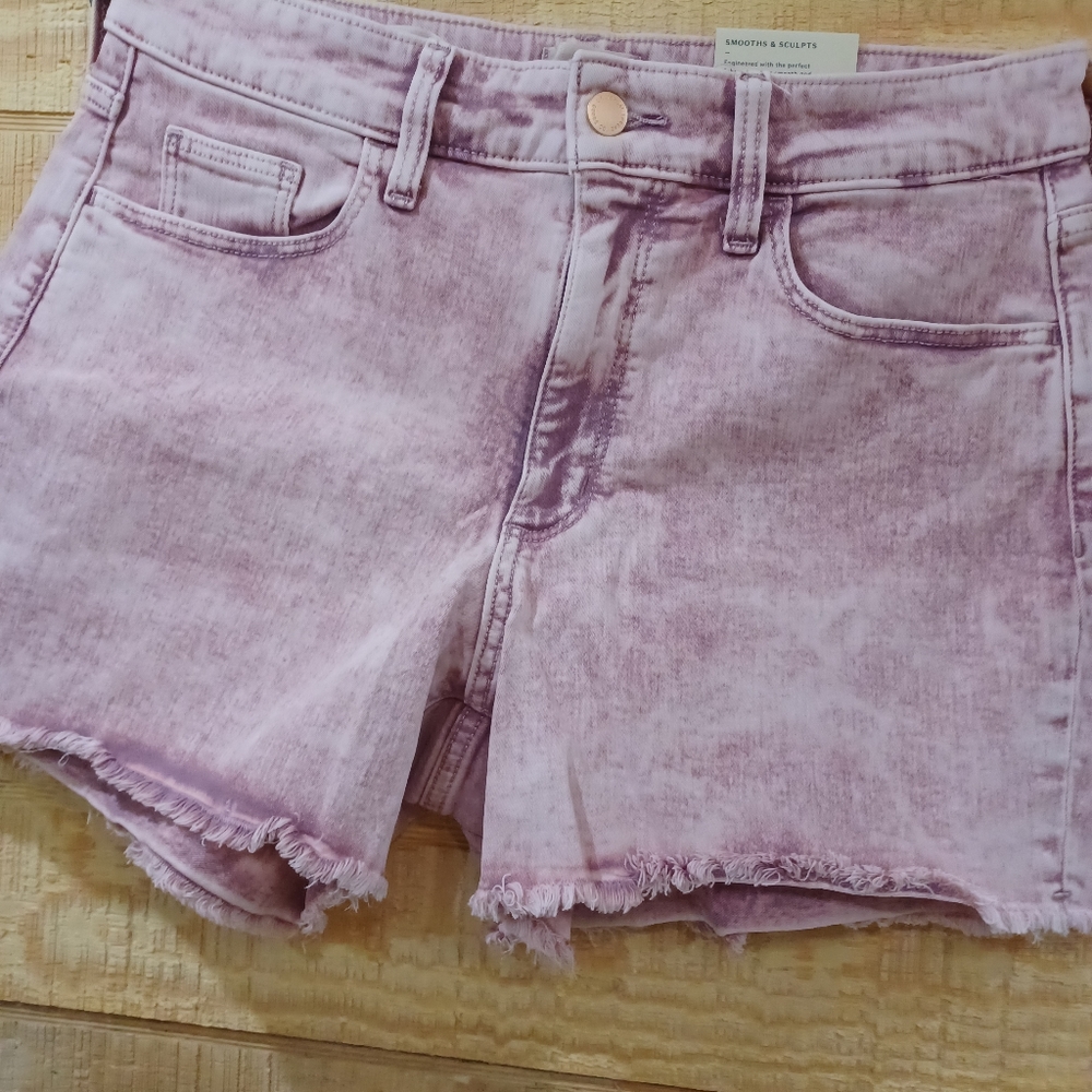 High Rise Midi Shorts - Picture 5 of 7